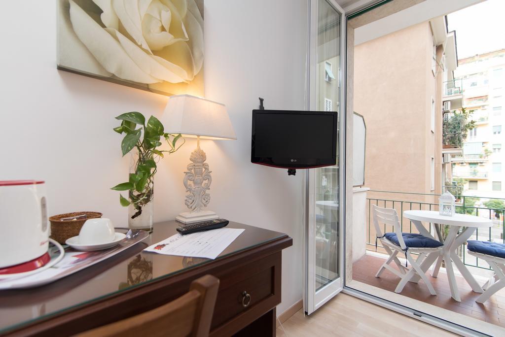 Le Rose B&B Roma Esterno foto