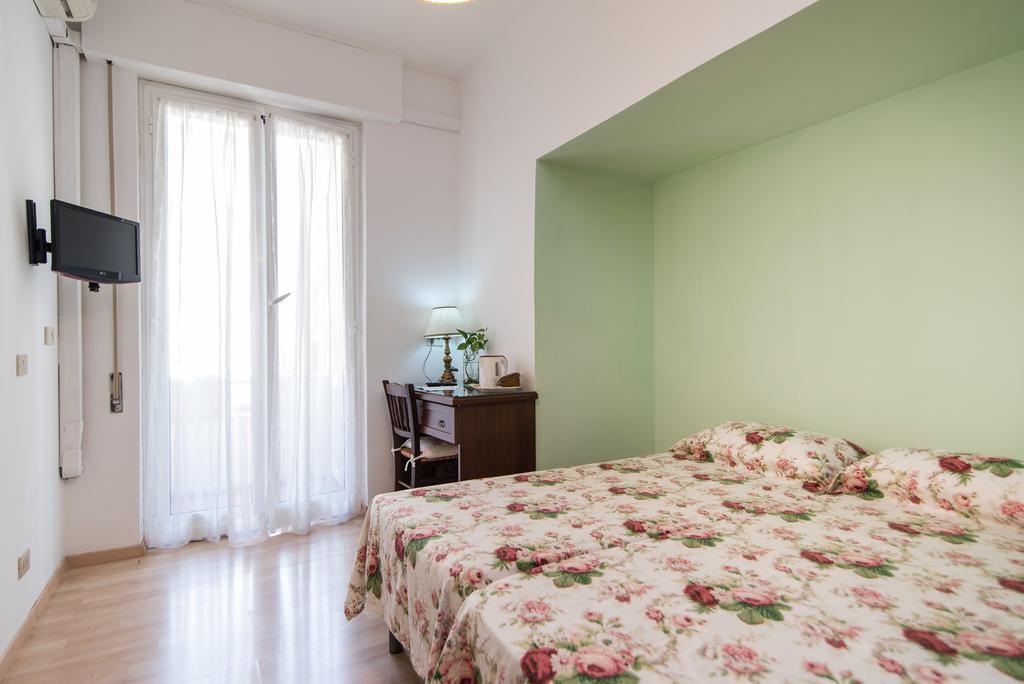 Le Rose B&B Roma Camera foto